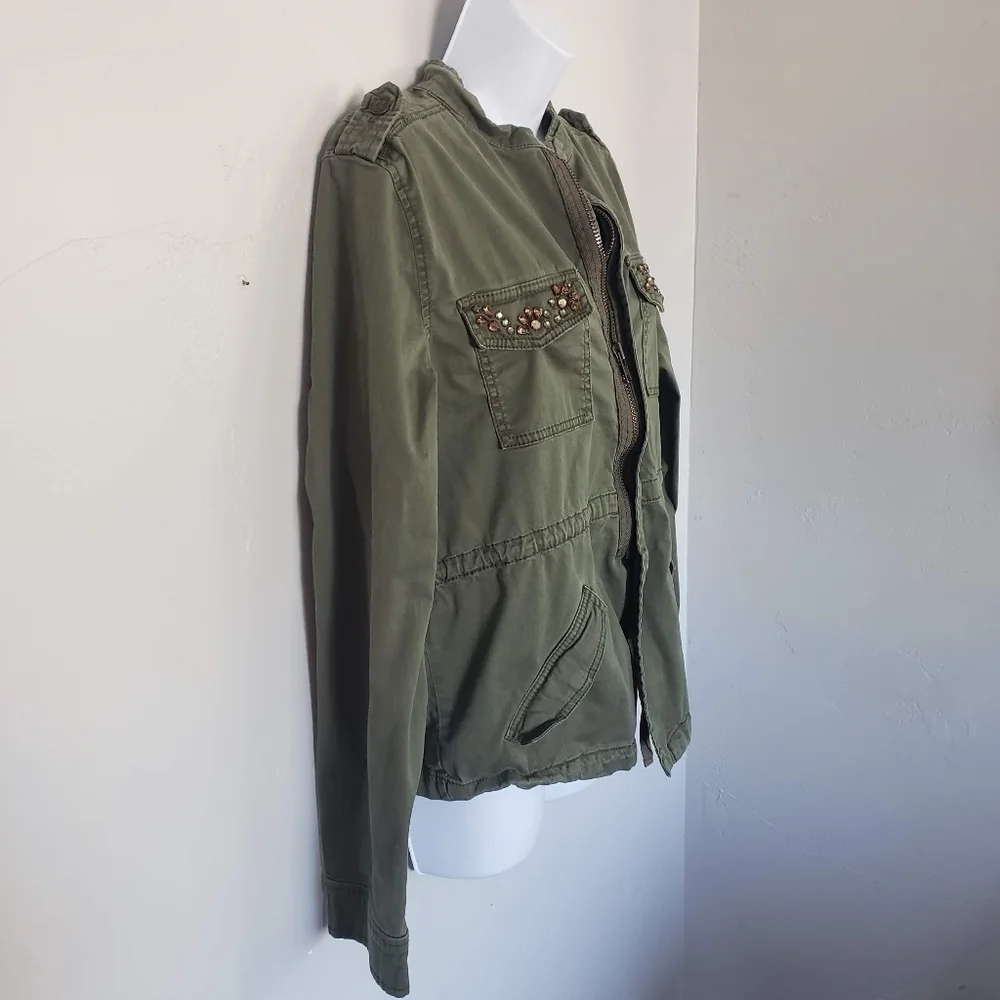 Nine West Vintage America Collection Large Olive Green Jacket Gem Pockets